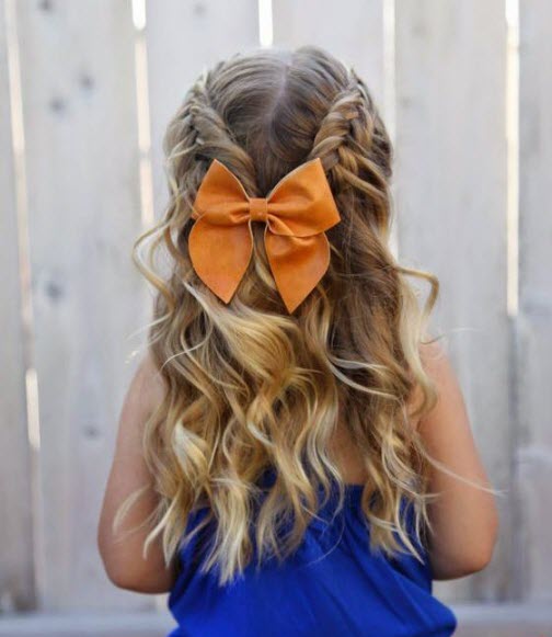 Foto gaya rambut untuk 1 September untuk gadis kecil