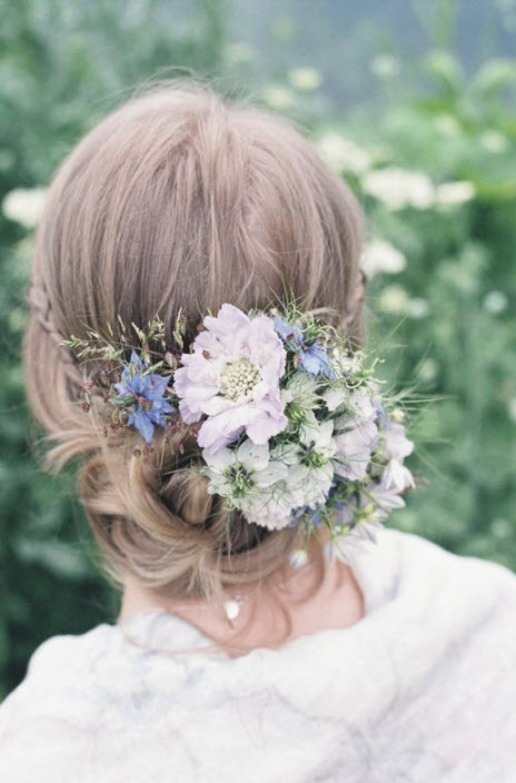תסרוקות חתונה עם פרחים
