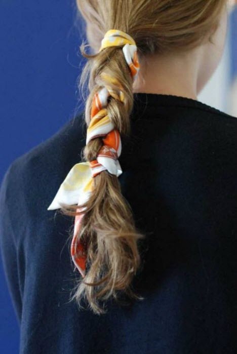 Jak uvázat krásně dlouhý šátek na vlasy