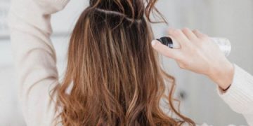 Tóc hỗn hợp là loại tóc gì và cách chăm sóc tóc như thế nào?